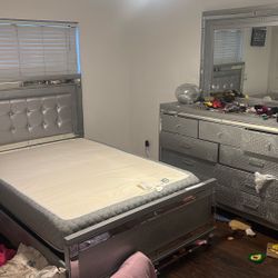 Girls Full Bedroom Set Flexible Foam Mattress 