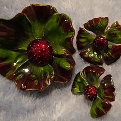 Vtg. Jewelry Flower Enamel Brooch/Pin & Matching Clip-on Earrings Green And Red Rare!