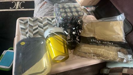 Black and gold party supplies