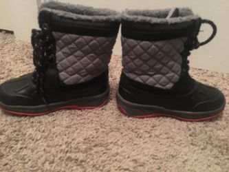 Carters snow boots