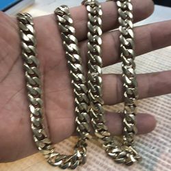 10k Gold Cuban Link Chain 