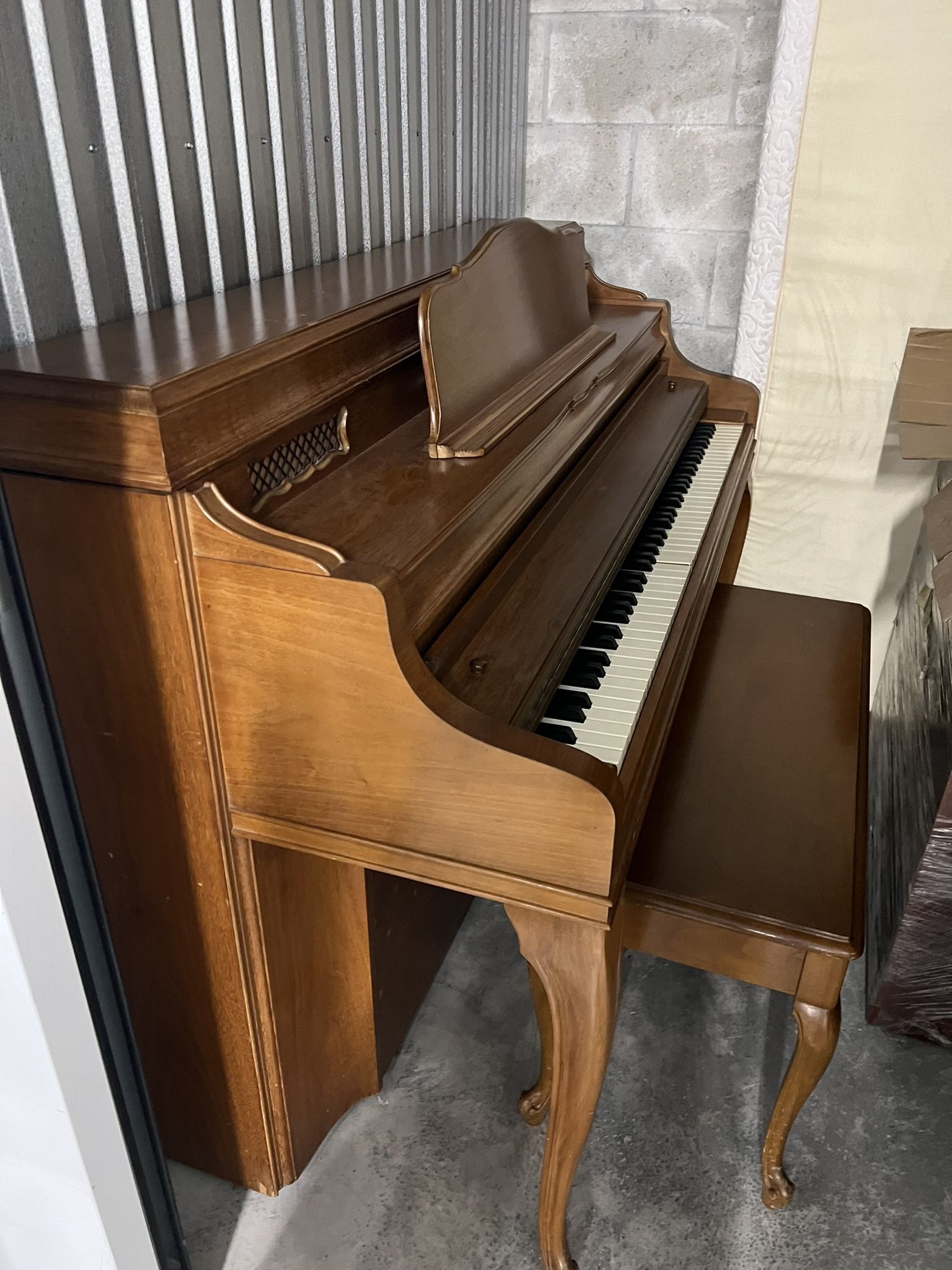 Steinway Upright Console Piano w/ Bench