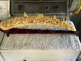 Chinese carved resin horn