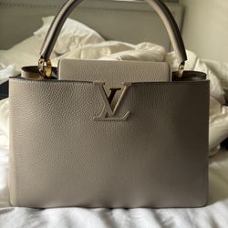 Louis Vuitton LV Monogram Capucines PM