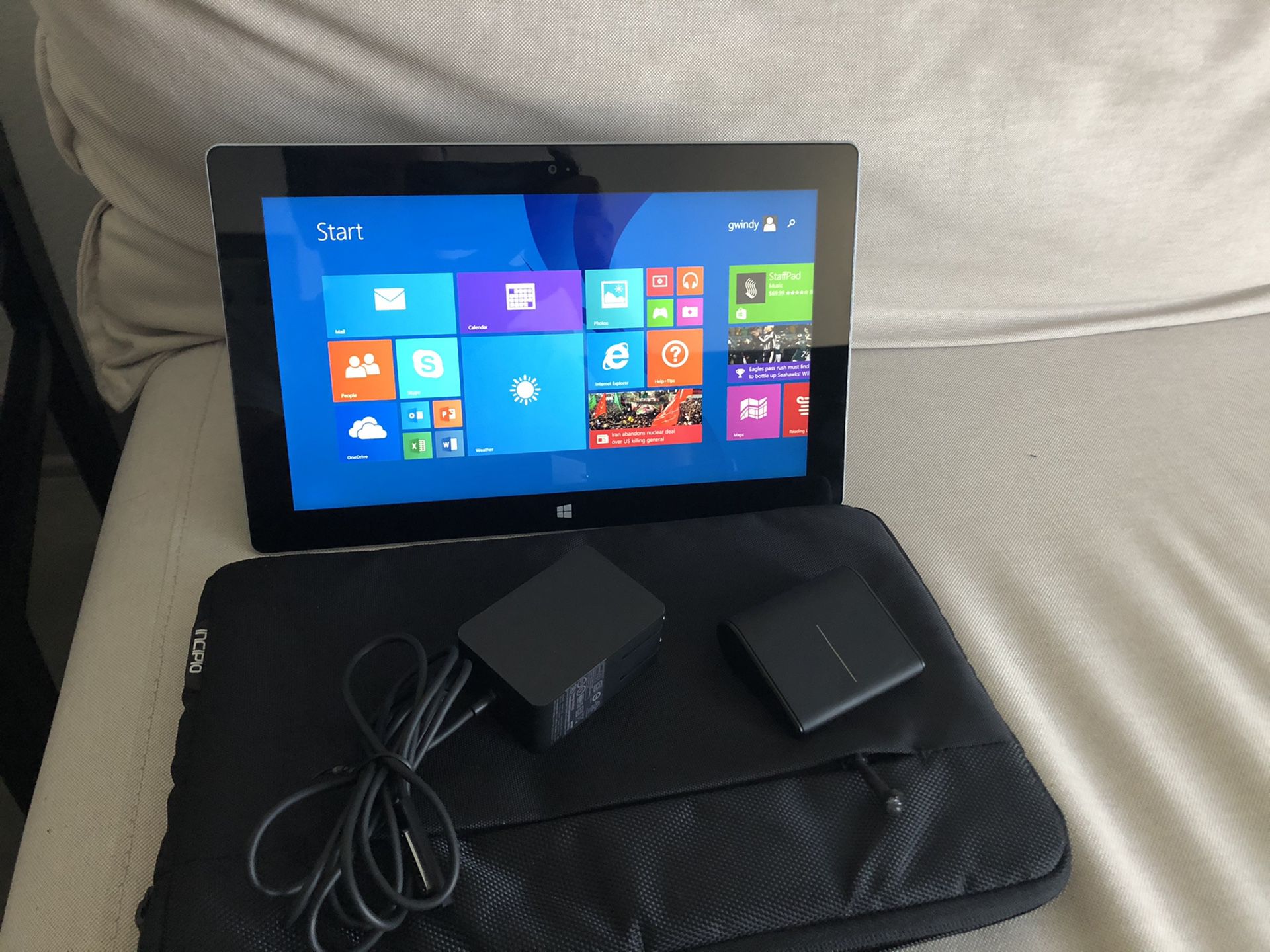 Microsoft Surface 64GB, Windows RT, With Microsoft Wedge Touch Mouse and Cover