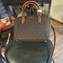 Brand New Michael Kors Purse
