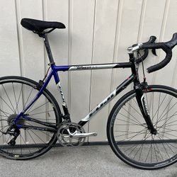 Fuji Road Bike Medium 54cm! Very Nice!