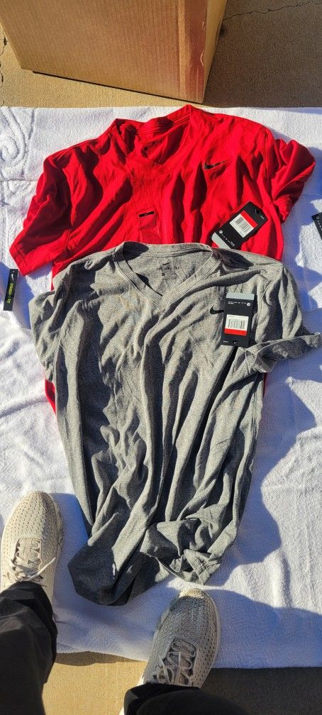Nike Tee Training Dri-fit Shirts W/tags Size L