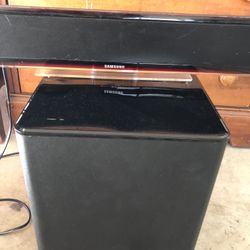 Samsung Bundle Model HT-WS1 Black  Soundbar with PS-WWS1 Subwoofer System