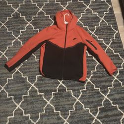 Nike Tech (Red/Black)