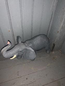 elephant souvenir