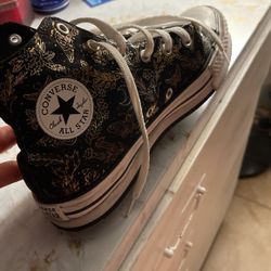 semi-new converse shoes