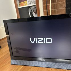 Vizio Small 22”
