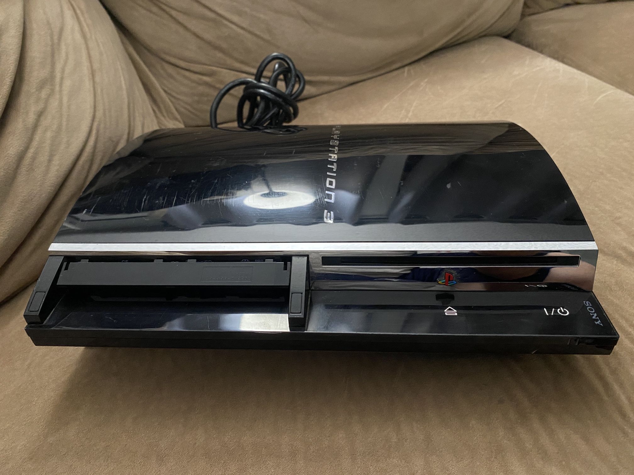 PlayStation 3 Backwards Compatible (broken) for Sale in Glendale, CA