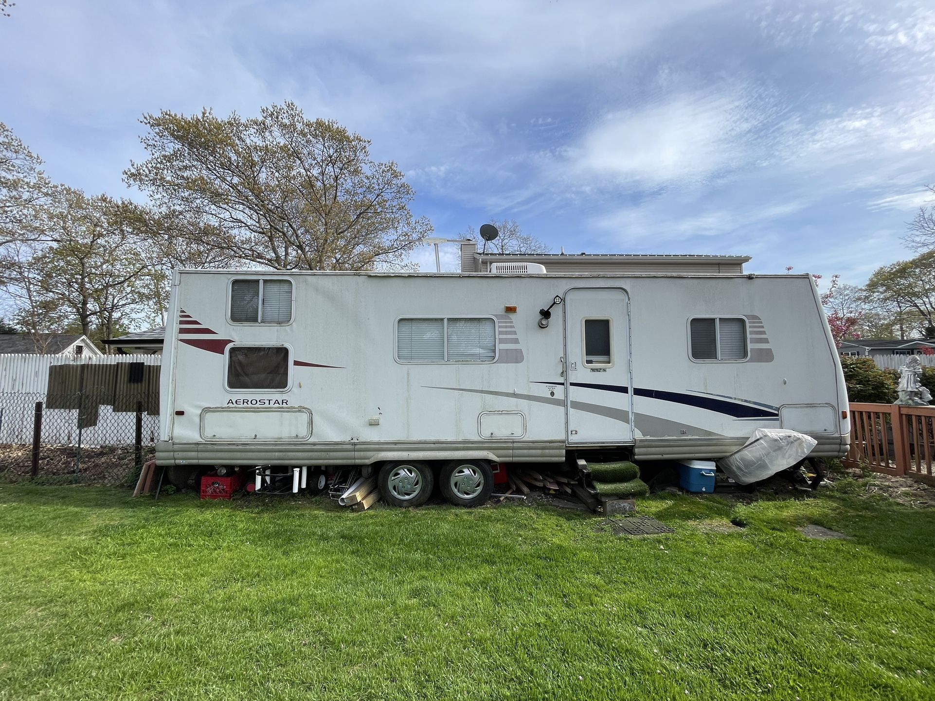 2001 Aerostar Camper