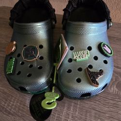 Wicked Elphaba Crocs Size 8