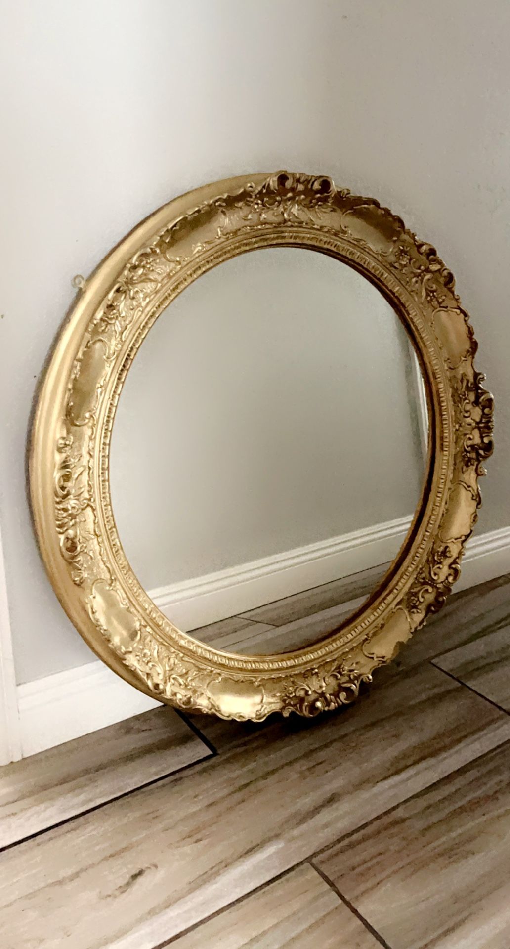 LARGE ANTIQUE LOOK MIRROR