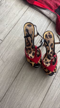 Gianni Bini peep-toe heels size 6