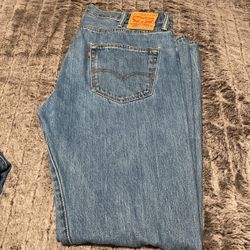 Men’s Levi Jeans
