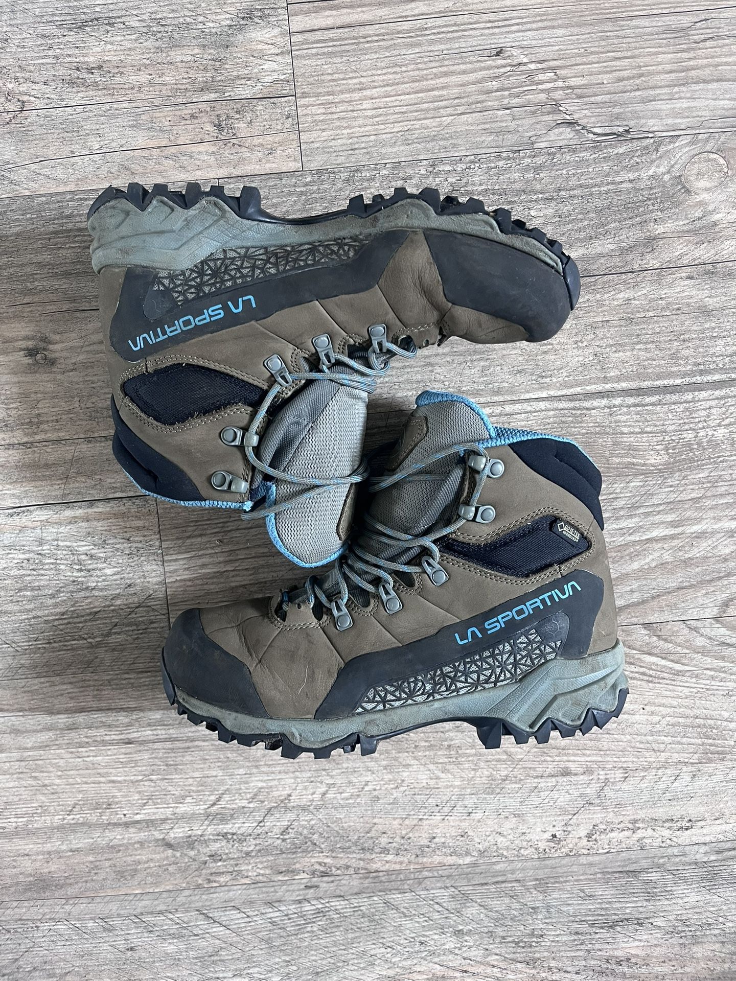 La Sportiva Nucleo High II Hiking Boots Women’s 8