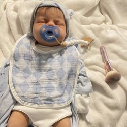 Infant world of reborn dolls