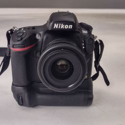 Nikon D800 With Grip Mb -d12 One Battery