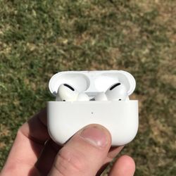 AIRPODS PRO