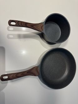 2-Piece Non-stick Cookware Set with Wooden Handles