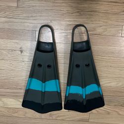 Voit Duck Feet Bodyboarding Fins Size Large/8-9 Shoe Size