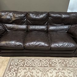 Nice, high quality leather sofa / couch