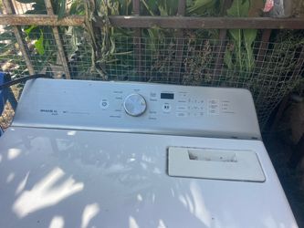 Maytag Bravos XL Steam Dryer