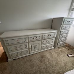 FREE White Floral Vintage Bedroom Set – Dresser, Chest, Desk & Nightstand 