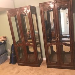 Two Matching Gorgeous ! Lighted Curio Display Cabinets 