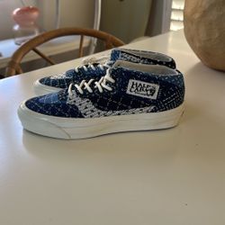 New Vans Sneakers 