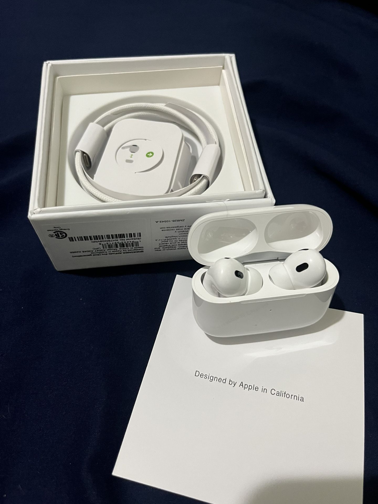Apple AirPods Pro 2nd Generation with MagSafe Wireless Charging Case - White