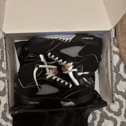 Jordan 5 Metalic