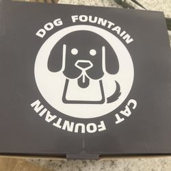 2.4 Gallon XL Pet Water Fountain NEW