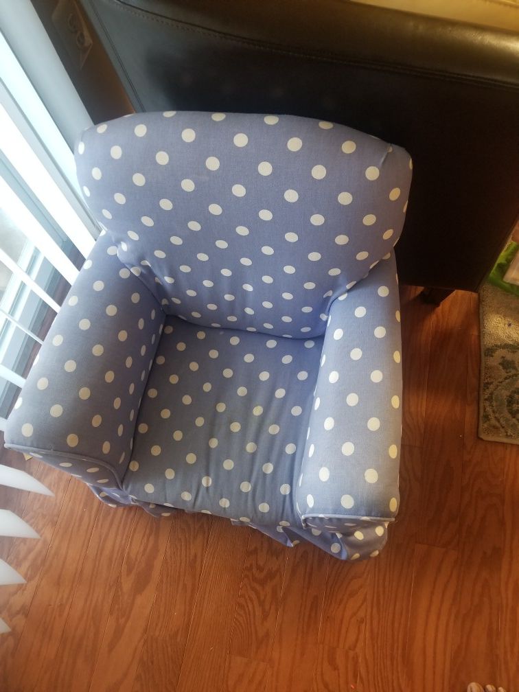 Kids cushion chair