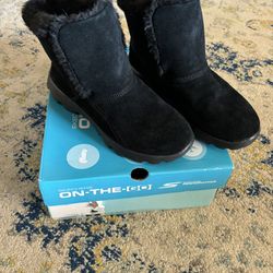 Sketchers Boots- Brand New 