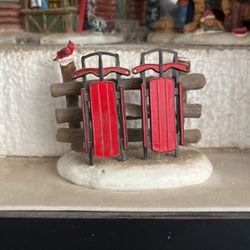 2004 Lemax Christmas Village Collection - Sleds At Res