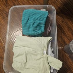 ****Womens And Girls Clothing Over 75 Items****