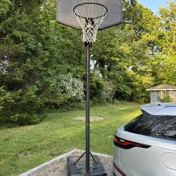 OUTDOOR PORTABLE BASKETBALL HOOP WITH BACKBOARD