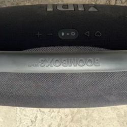 JBL Boombox 3