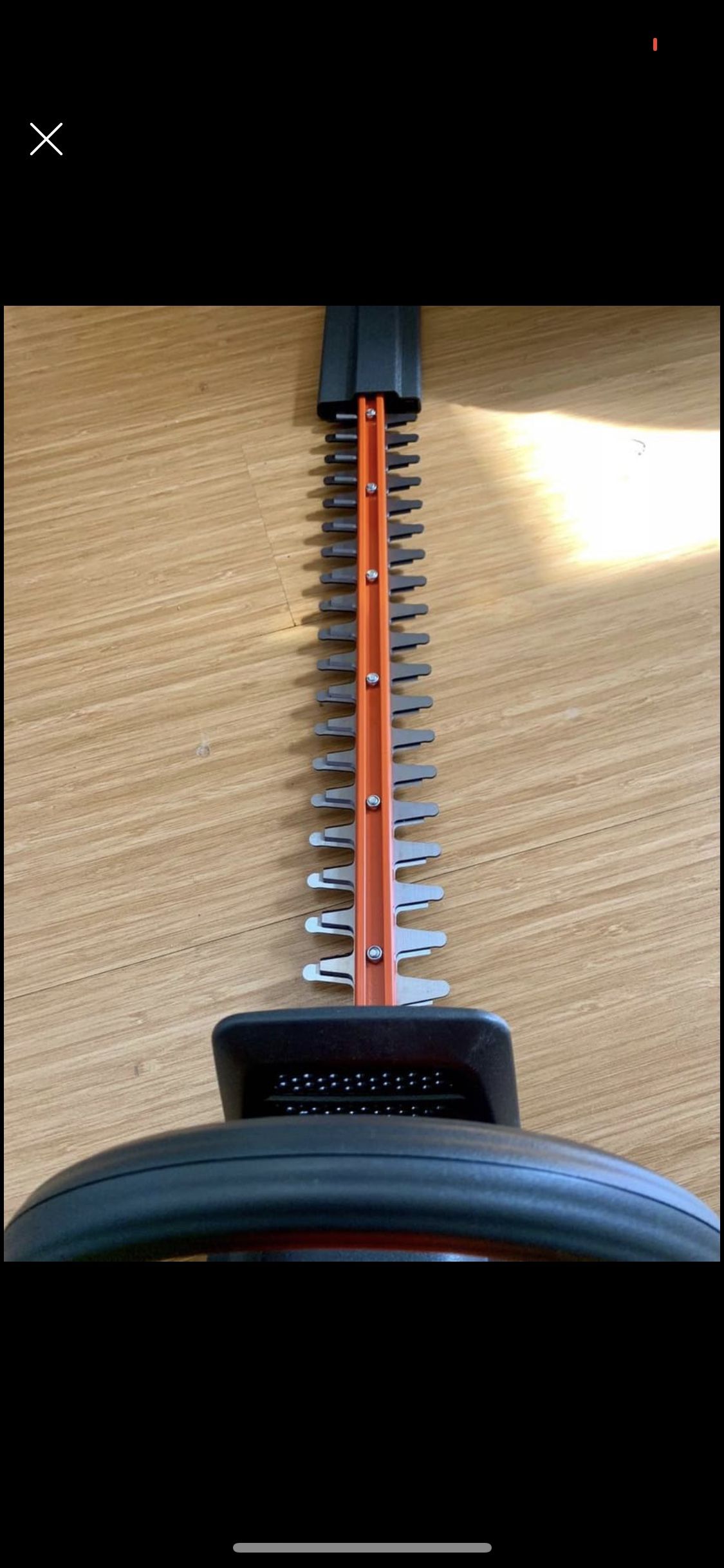 NEW Husqvarna 40V Hedge Trimmer With Battery & Charger