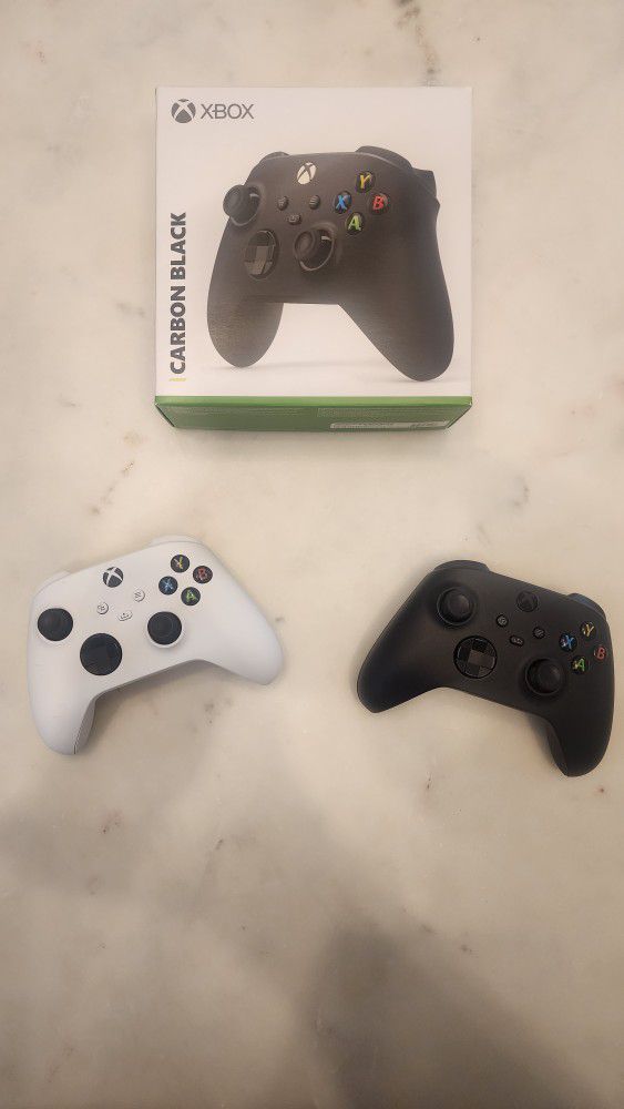 Xbox Controllers 1 New 2 Used