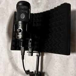 Studio Recording Microphone Isolation Shield 