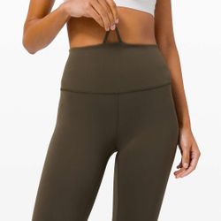 Lululemon Wunder Train Leggings