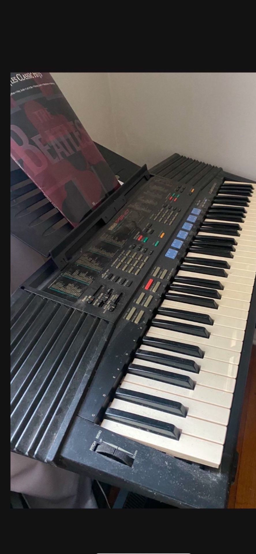 YAMAHA PIANO KEYBOARD