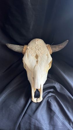Real Decorated Steer Skull – Boho Western Decor (Flowers + Brass)