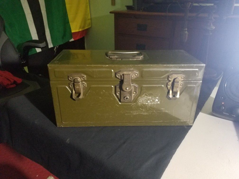 Vintage Union Utility Chest